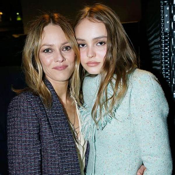 Vanessa Paradis and Lily-Rose Depp Disgusted with Johnny Depp and Amber Heard? (Photos)