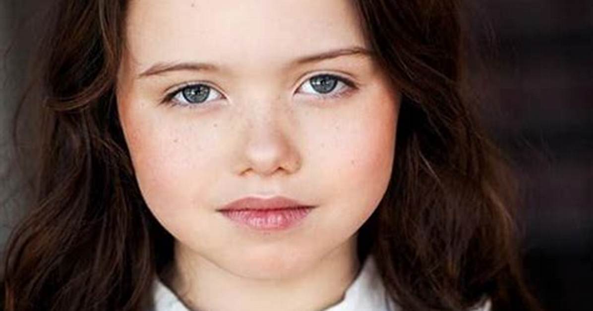 Violet Mcgraw Net Worth, Age, Height, Bio, Birthday, Wiki!