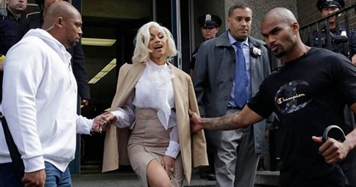 Watch How Police Forcefully Arrested Cardi B’s Husband, Offset Live on Instagram (Video)