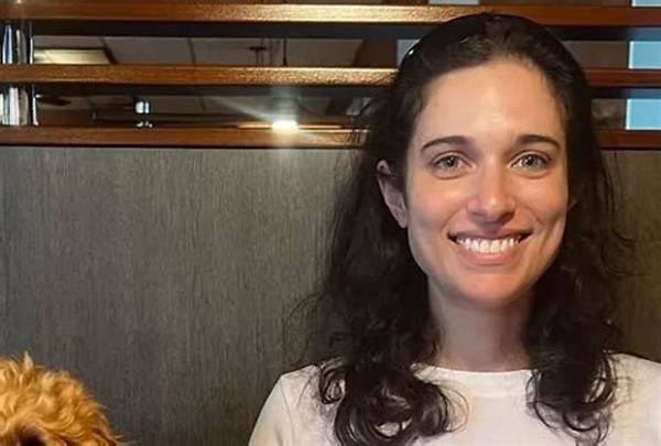 What Is Molly Hurwitz’s Net Worth?