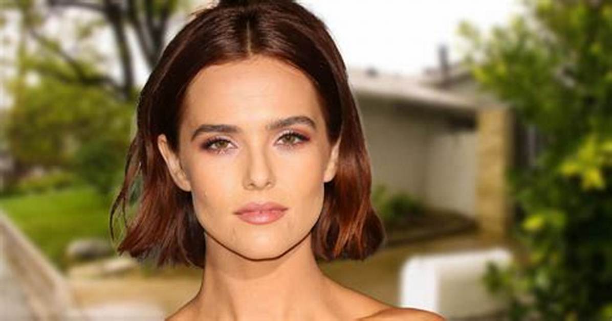 What Is Zoey Deutch’s Net Worth?