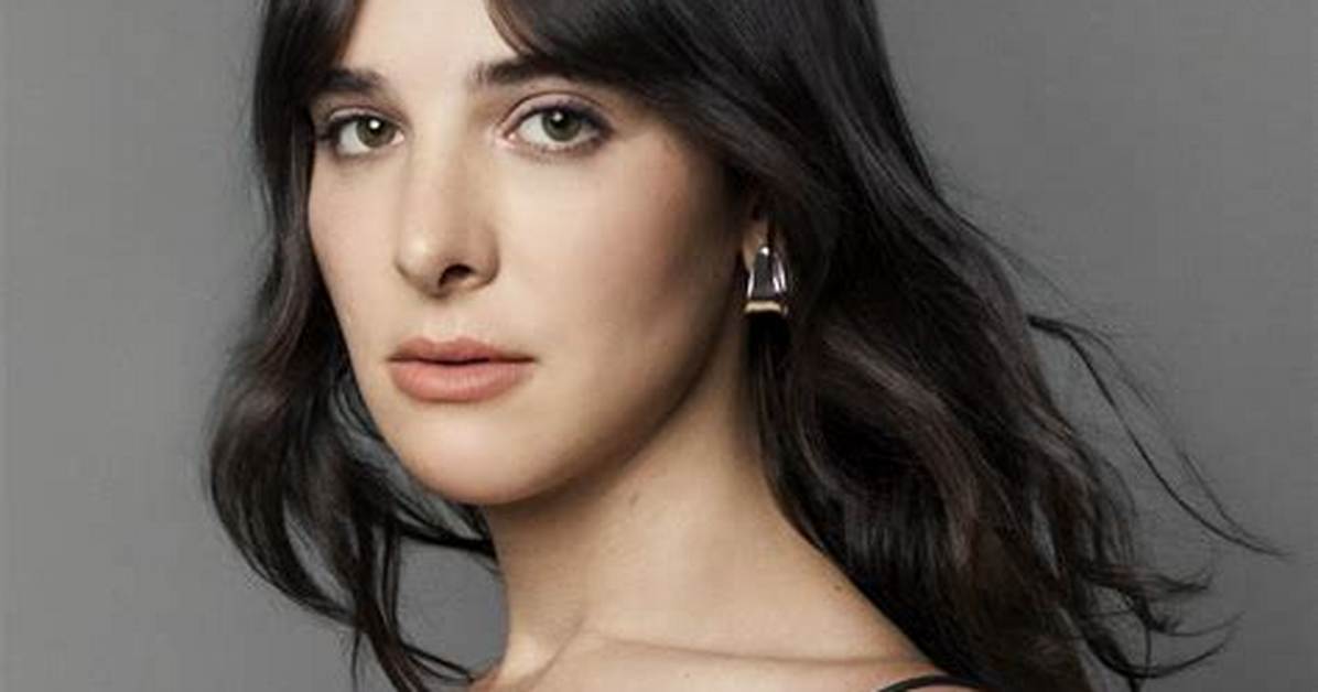 Where Is Hari Nef from?