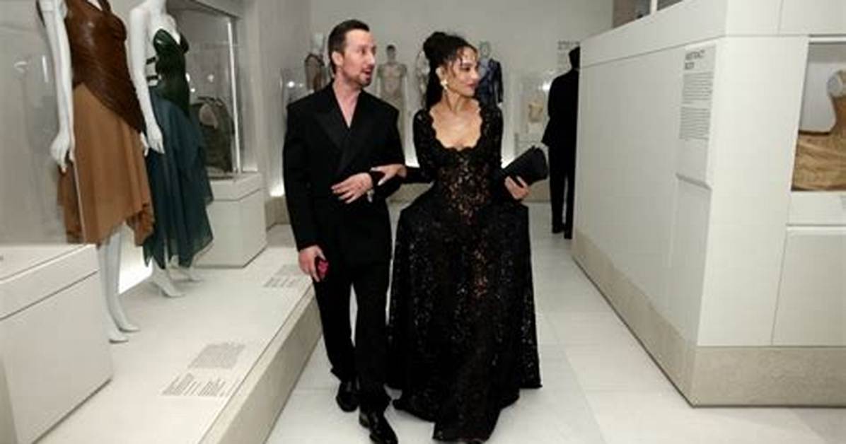 Who Are Anthony Vaccarello Parents?
