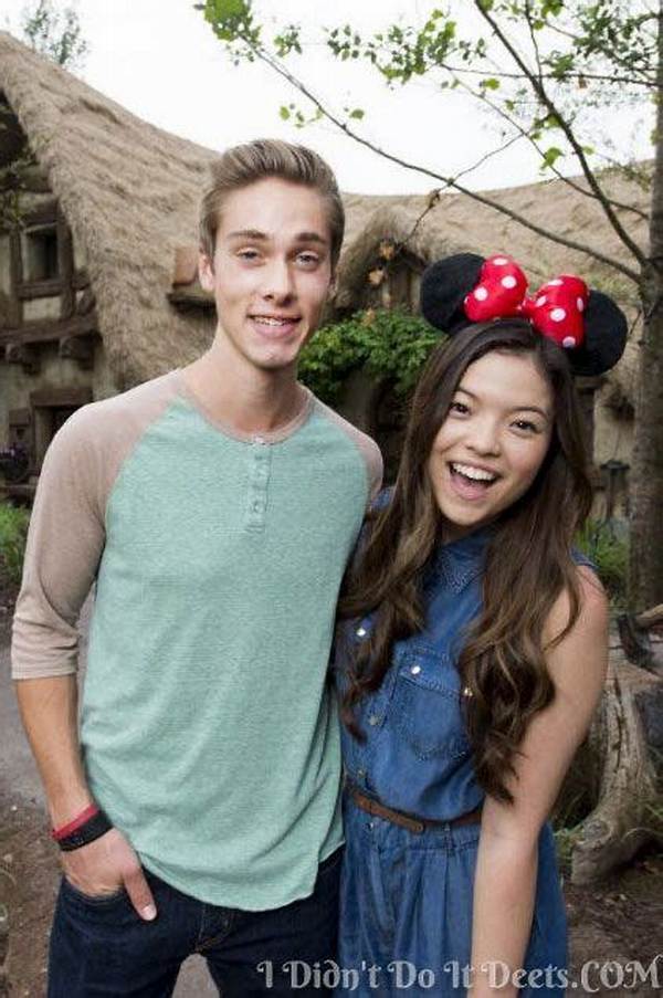 Who Is Austin North Dating – Austin North's Girlfriend & Exes