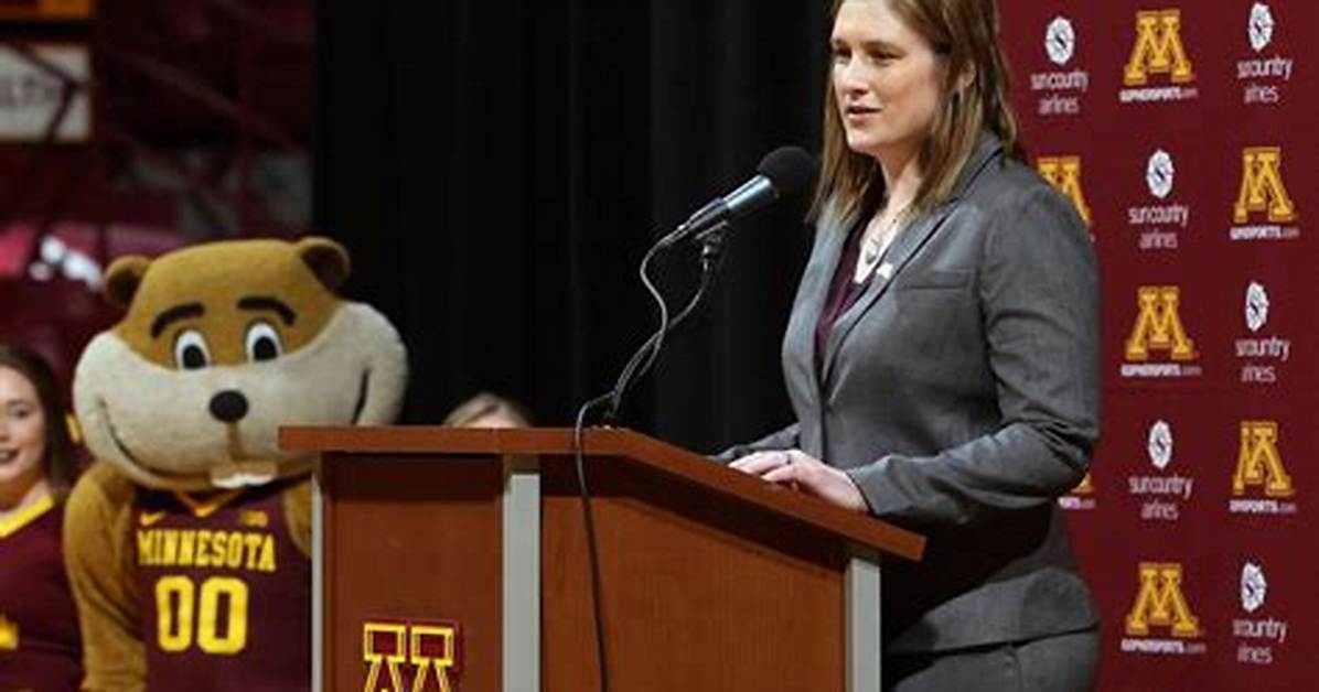 Who Is Coach Lindsay Whalen: Biography, Net Worth & More