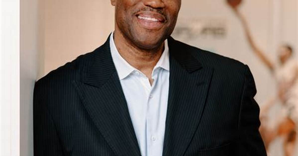 Who Is David Robinson Dating – David Robinson's Wife & Exes