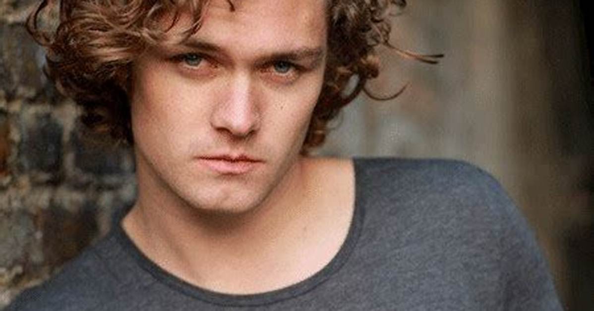 Who Is Finn Jones Dating – Finn Jones's Girlfriend & Exes
