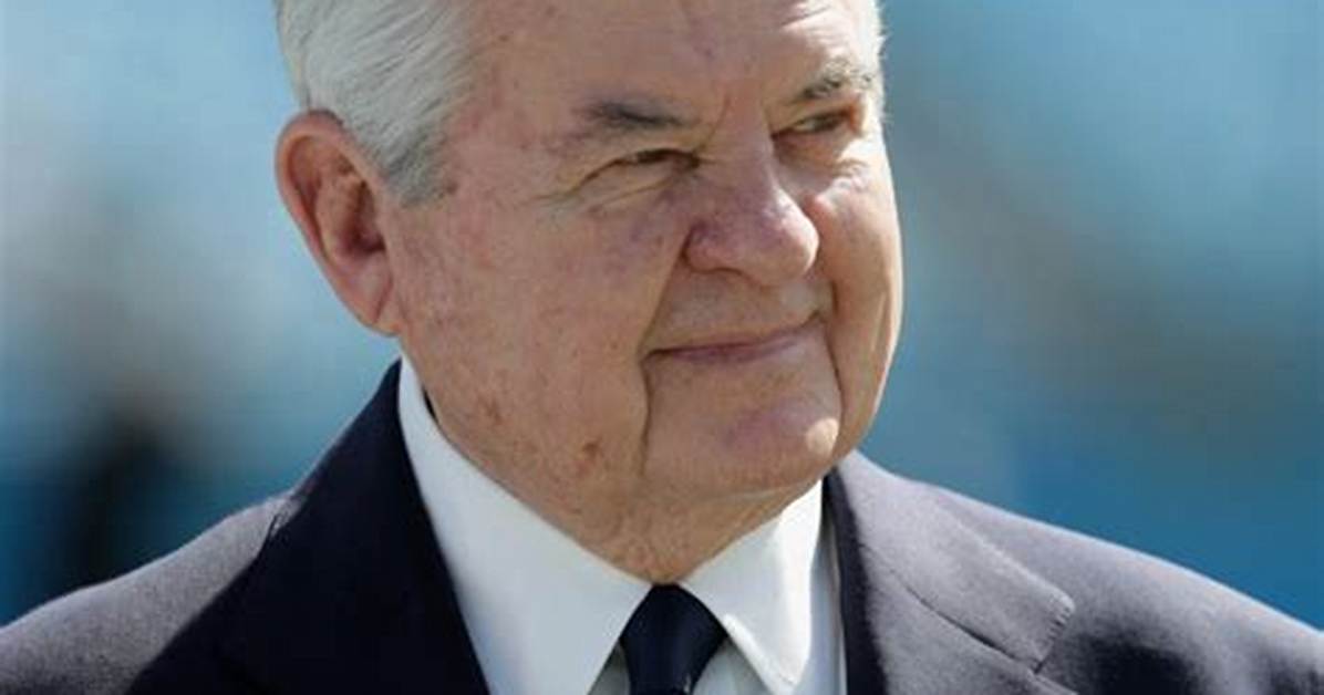 Who Is Jerry Richardson? Wiki, Age, Height, Wife, Net Worth, Ethnicity