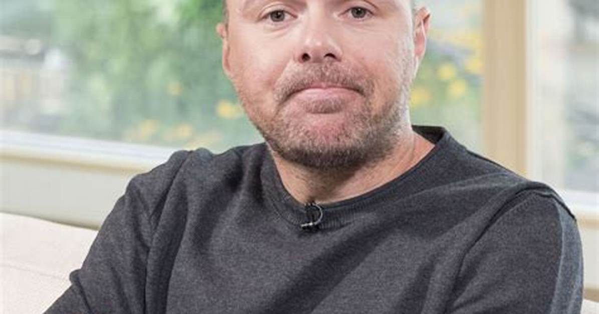 Who Is Karl Pilkington: Biography, Net Worth & More