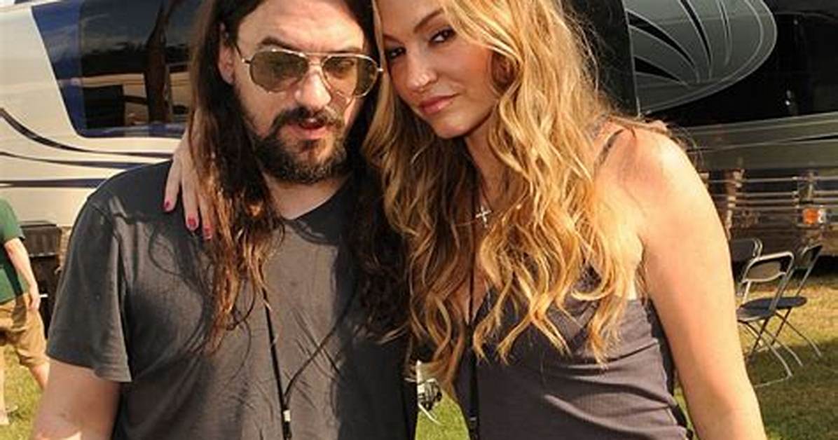 Who Is Shooter Jennings? Wiki, Age, Wife, Net Worth, Height, Ethnicity