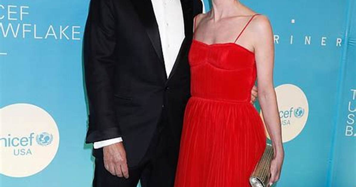 Who Is Stephanie March’s Millionaire Husband, Daniel ‘Dan’ Benton? Explore His Wiki, Bio, Age, Height, Nationality, and Net Worth