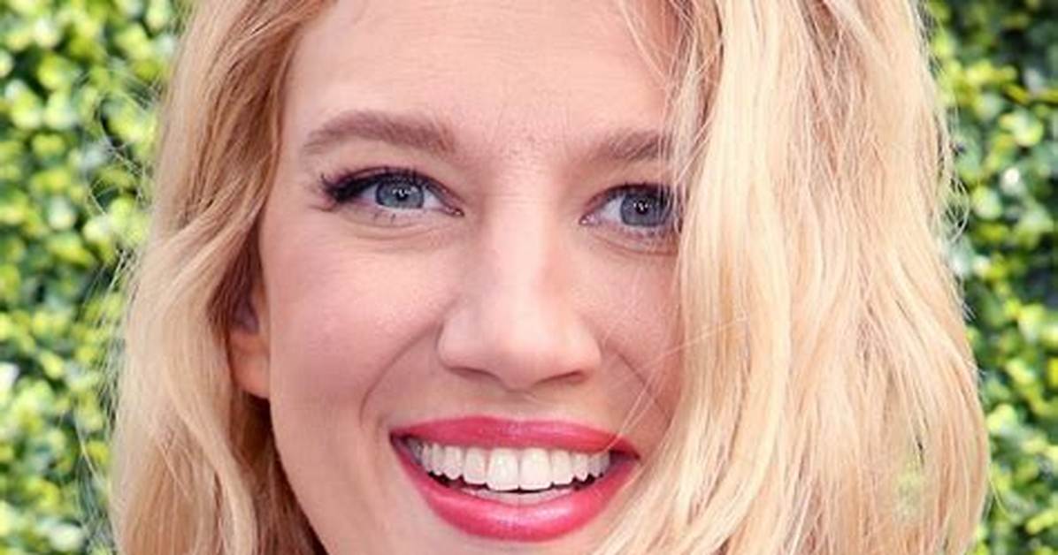 Who Is Yael Grobglas Dating – Yael Grobglas's Boyfriend & Exes