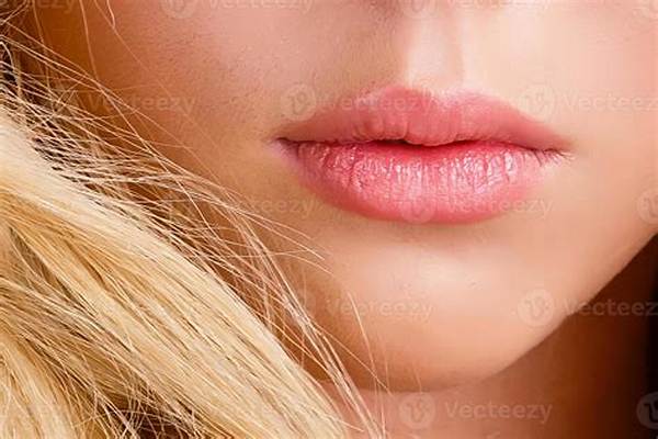 Woman’s Lips over-Enlarges to ‘Eight Times the Normal Size’ After Injecting Lip Fillers