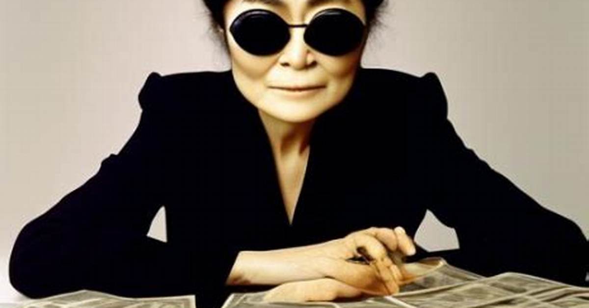 Yoko Ono Net Worth: How Rich Is She? Lifestyle and Career Highlights