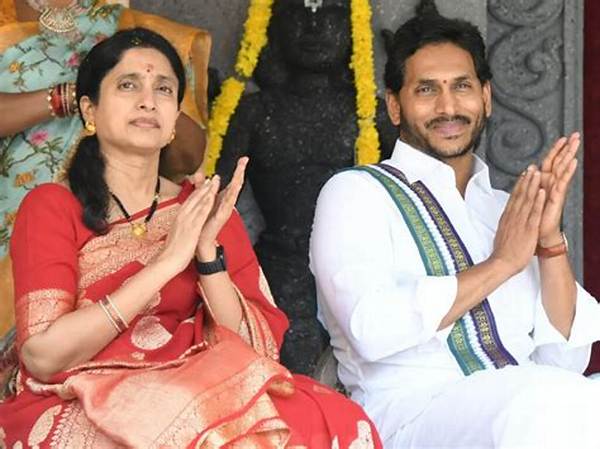 Ys Jagan Mohan Reddy's Wife Y. S. Bharathi Reddy Biography: Net Worth, Age, Children, Wiki, Family, Husband, Height