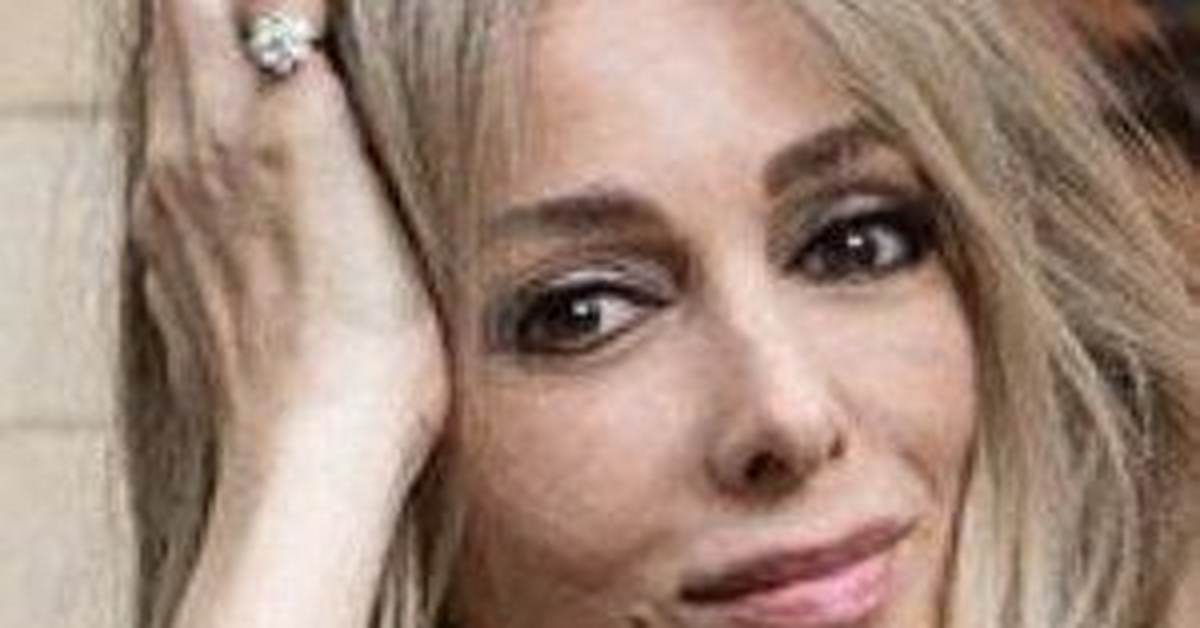 Zerrin Tekindor - Net Worth, Age, Height, Birthday, Bio, Wiki!